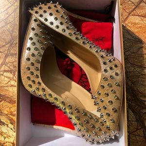 Brand New Christian Louboutin Follies Spikes 100